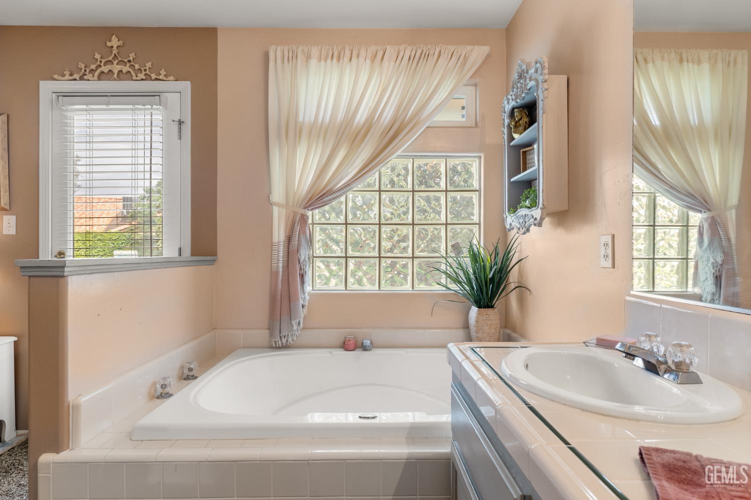 5508 Glacier Court
