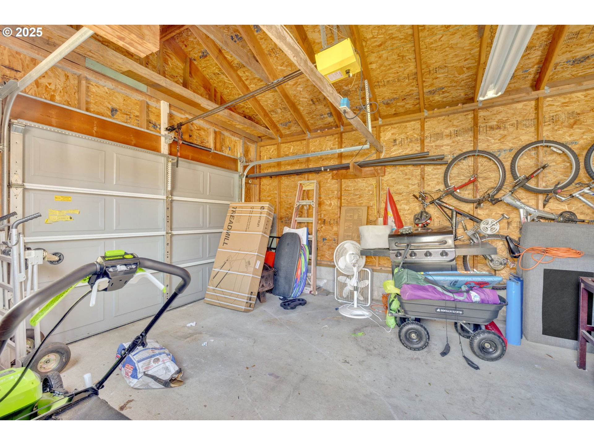 835 N HOLLADAY DR