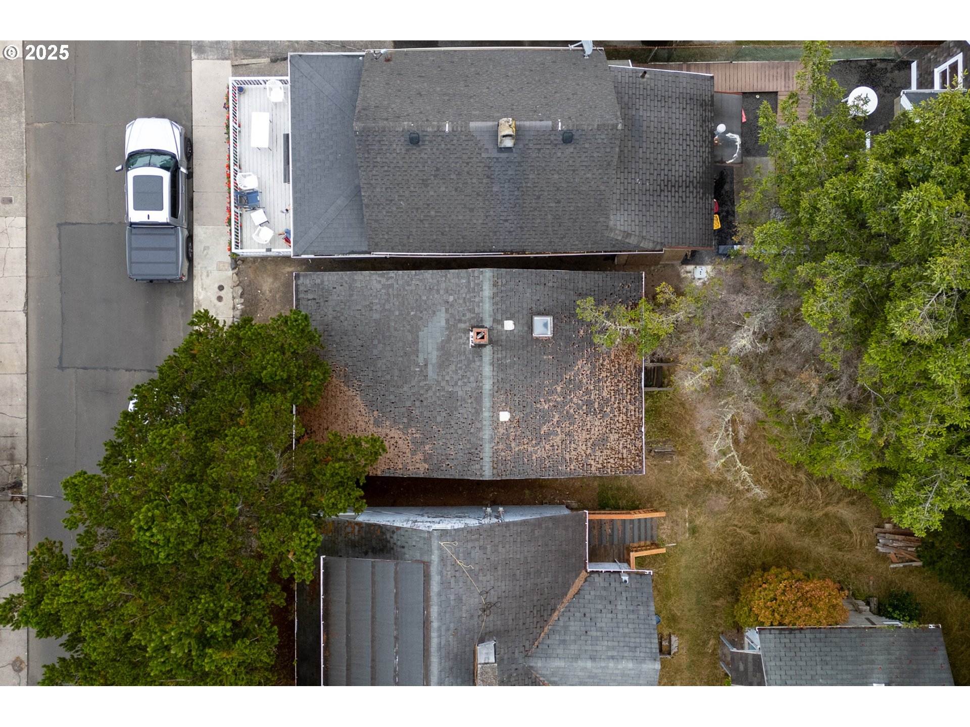 324 6TH AVE