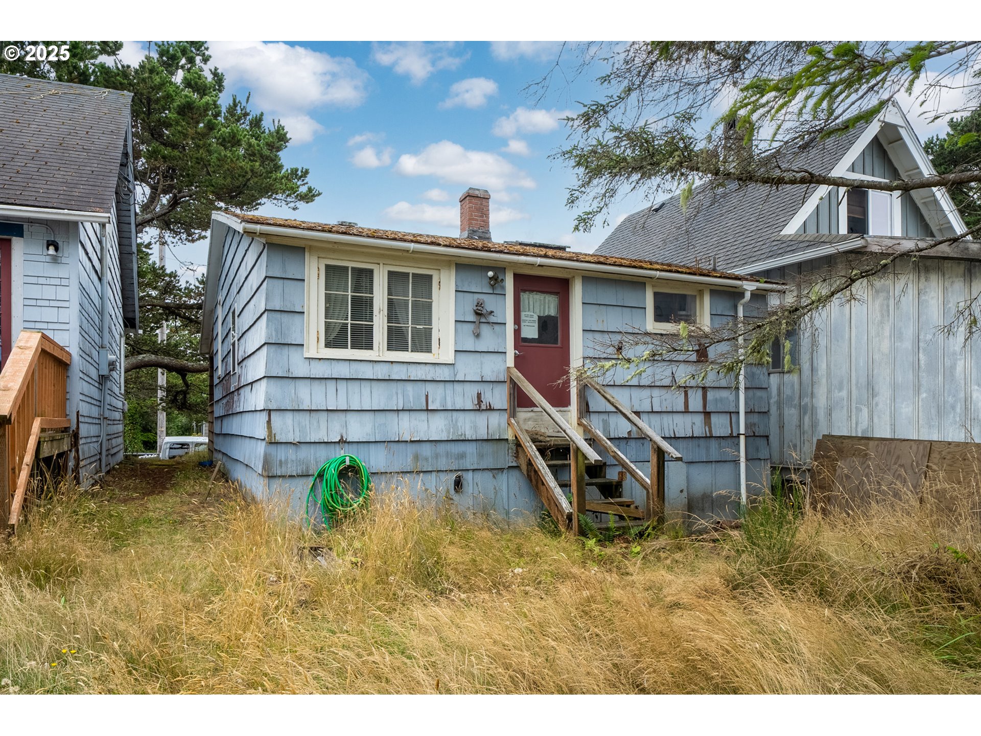324 6TH AVE