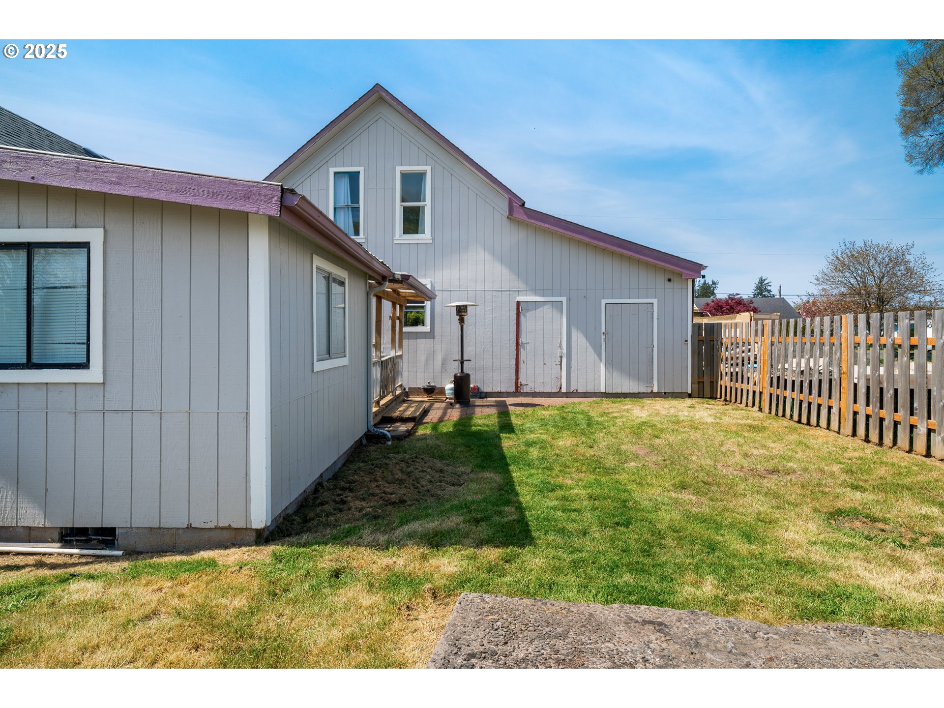 130/140 SW ALDER CT