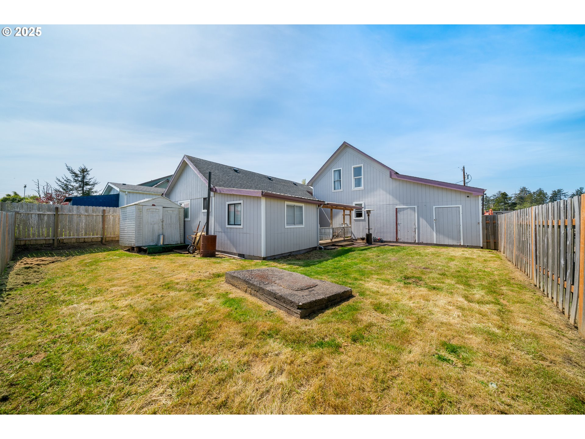 130/140 SW ALDER CT