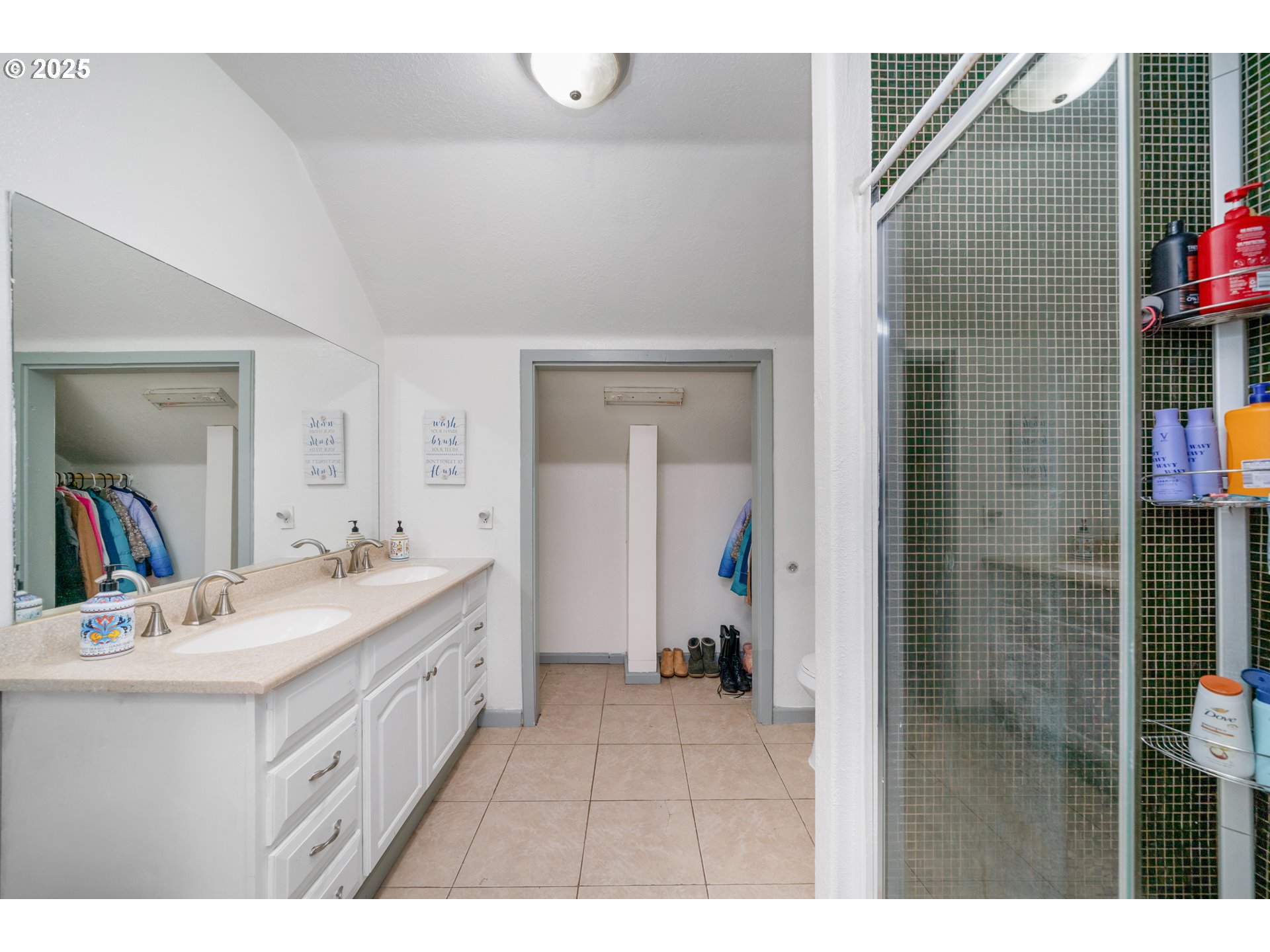 130/140 SW ALDER CT