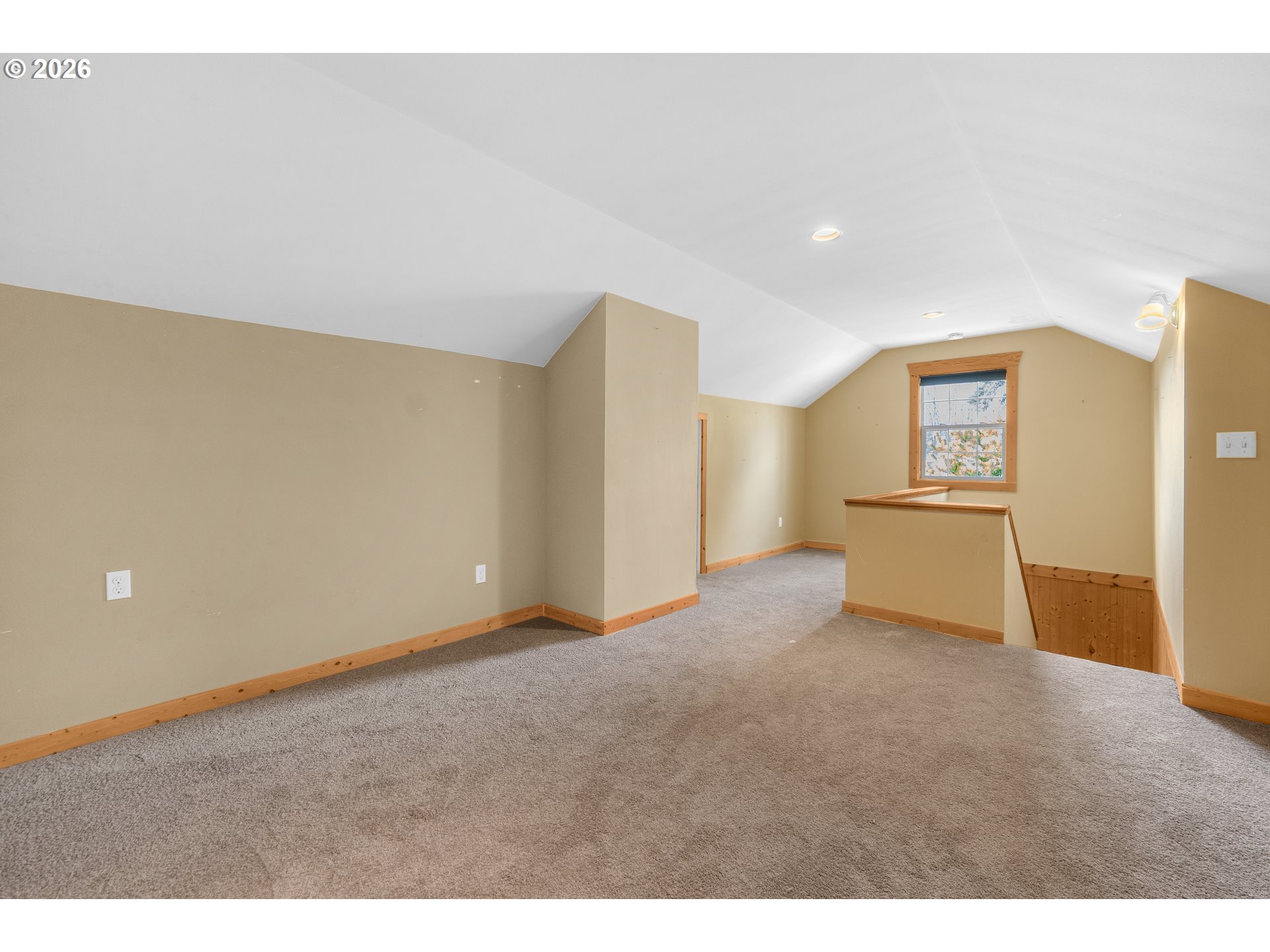 1175 PACIFIC DR