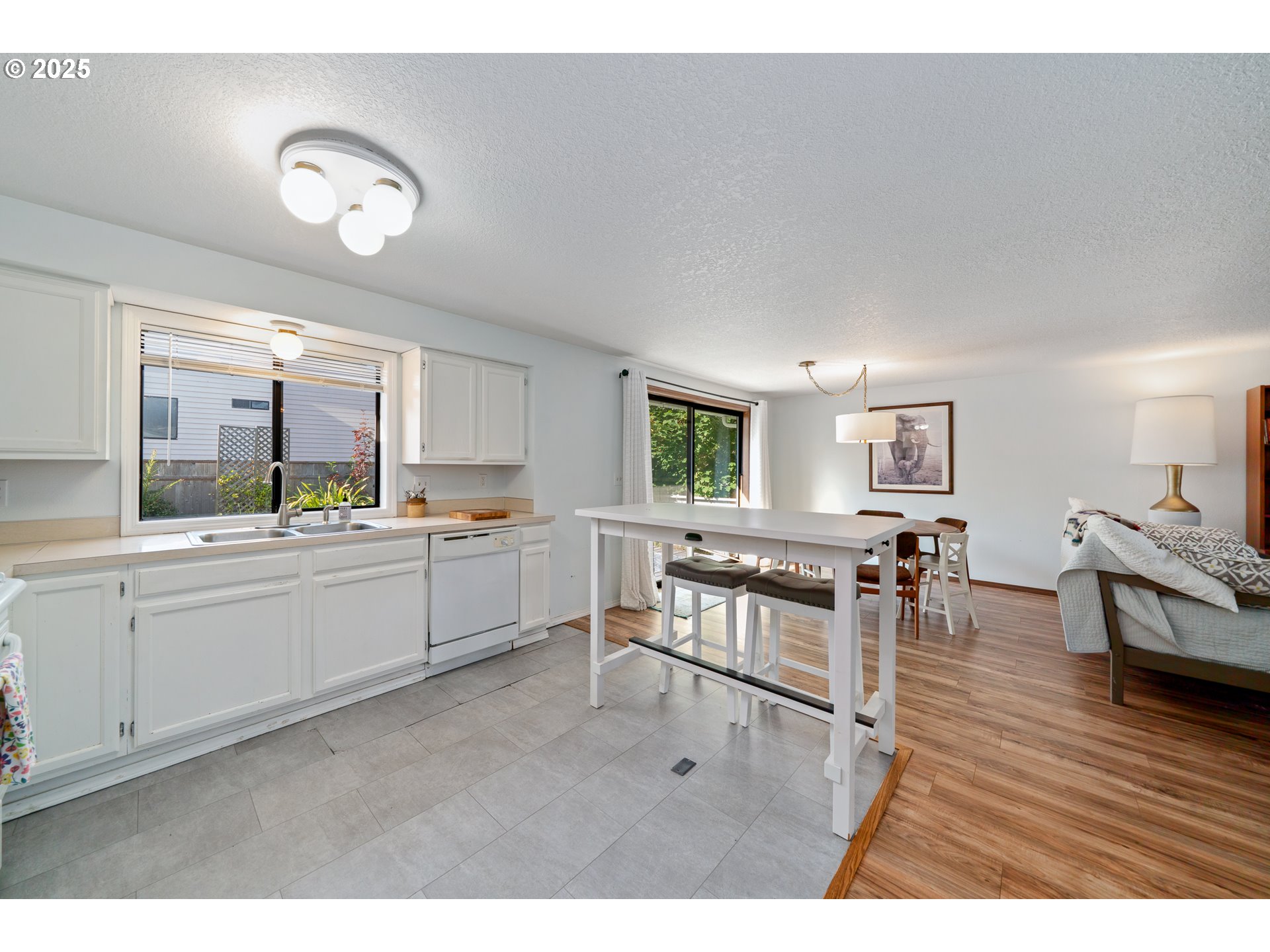 1688 FIFER HEIGHTS RD
