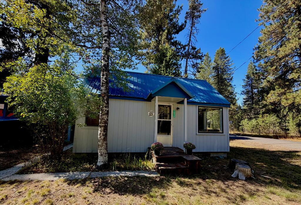 1912 Pilgrim Cove Road, McCall
