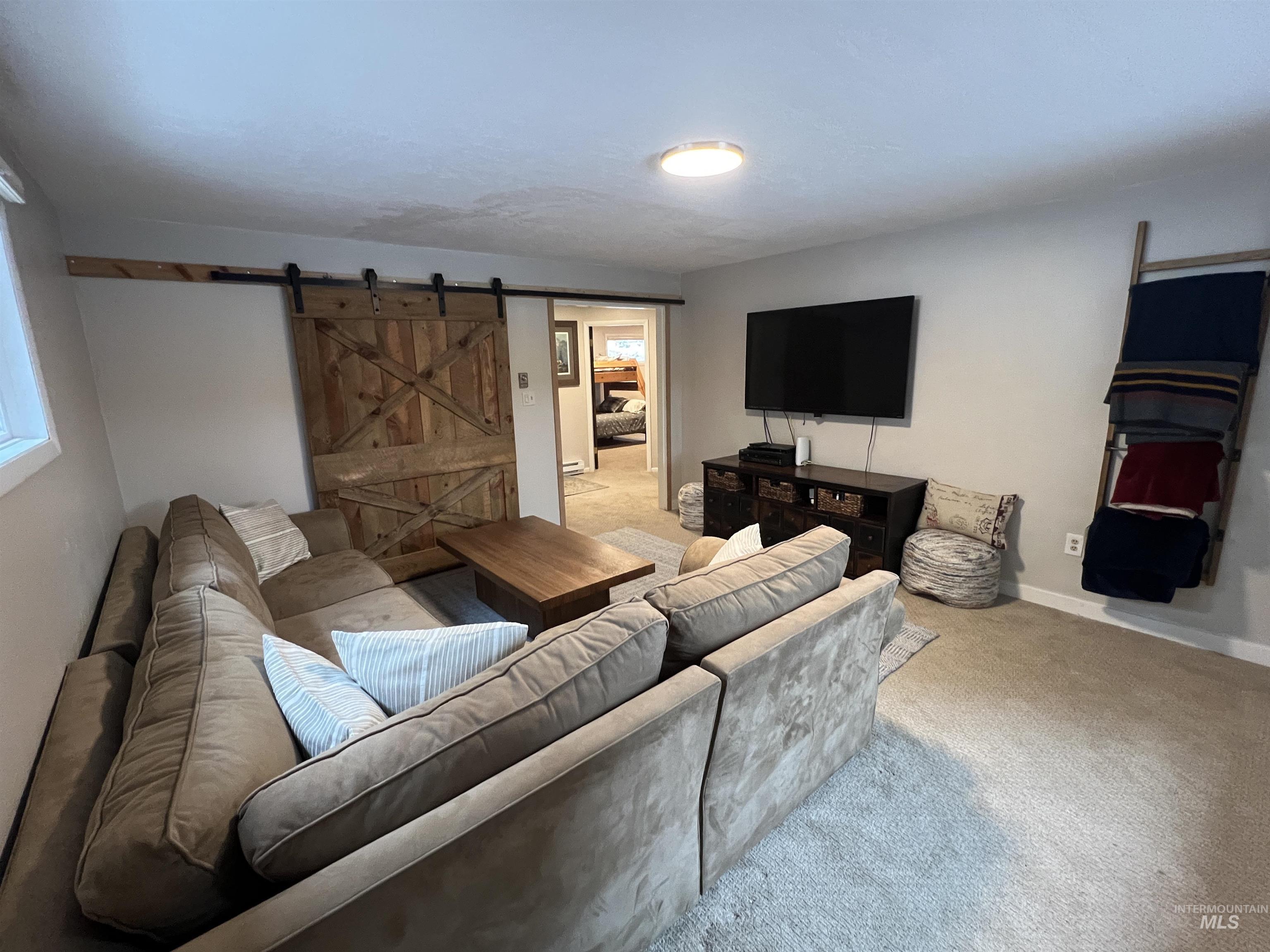 421 Rio Vista Blvd