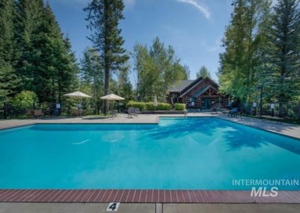 317 Mountain Cove