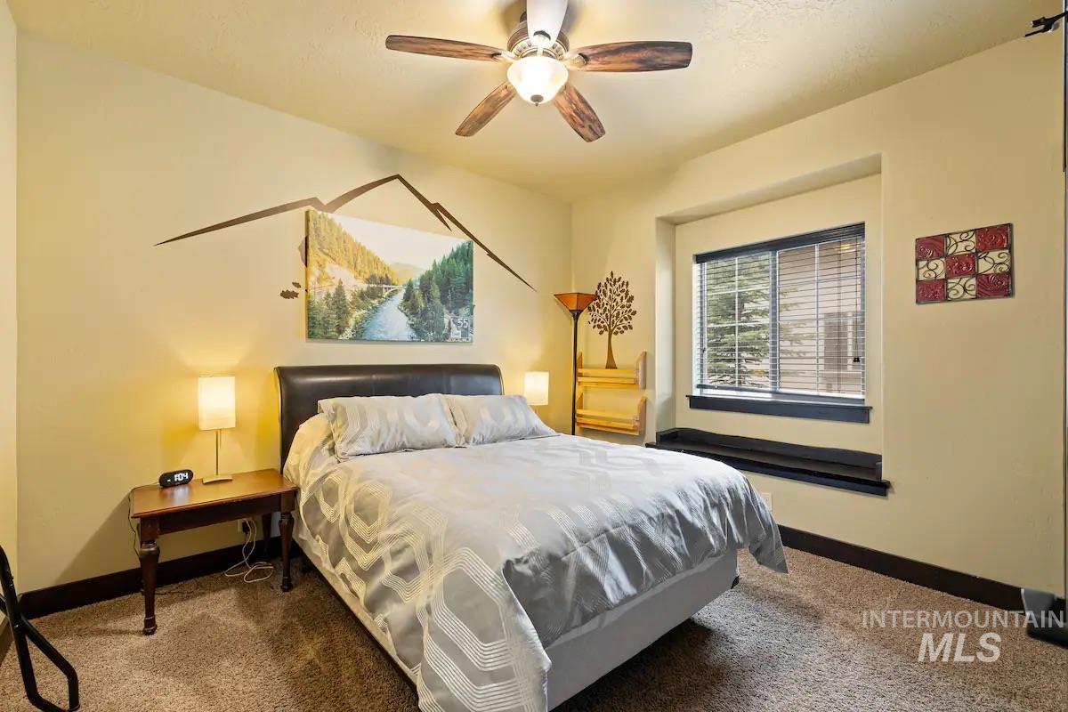 317 Mountain Cove