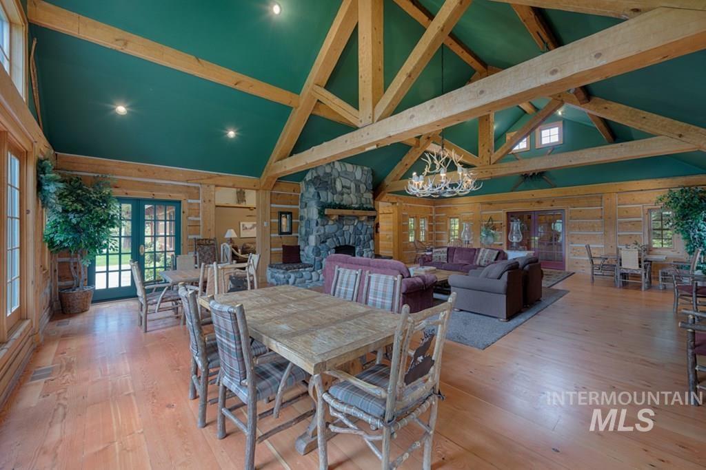 317 Mountain Cove