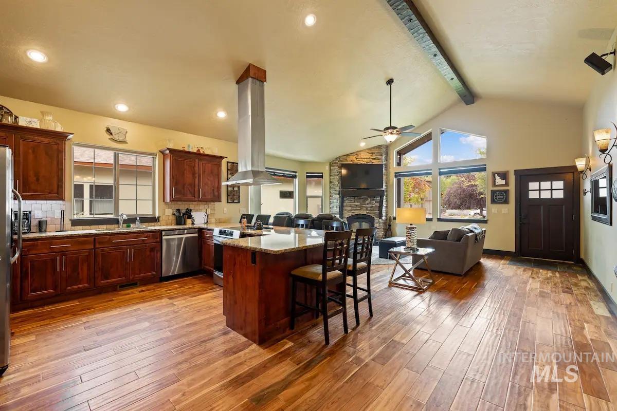 317 Mountain Cove