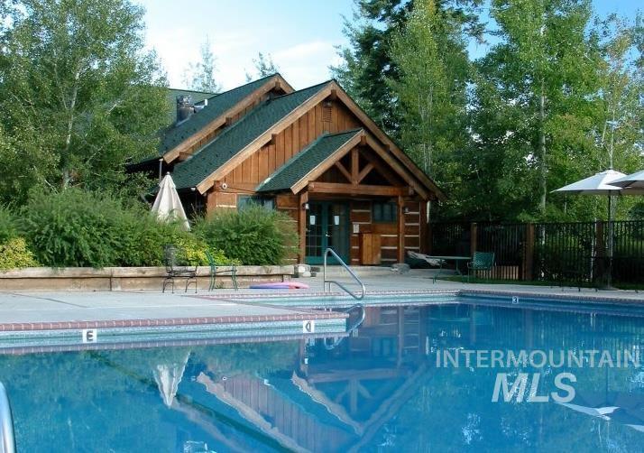 317 Mountain Cove