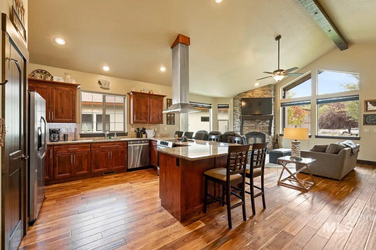 317 Mountain Cove