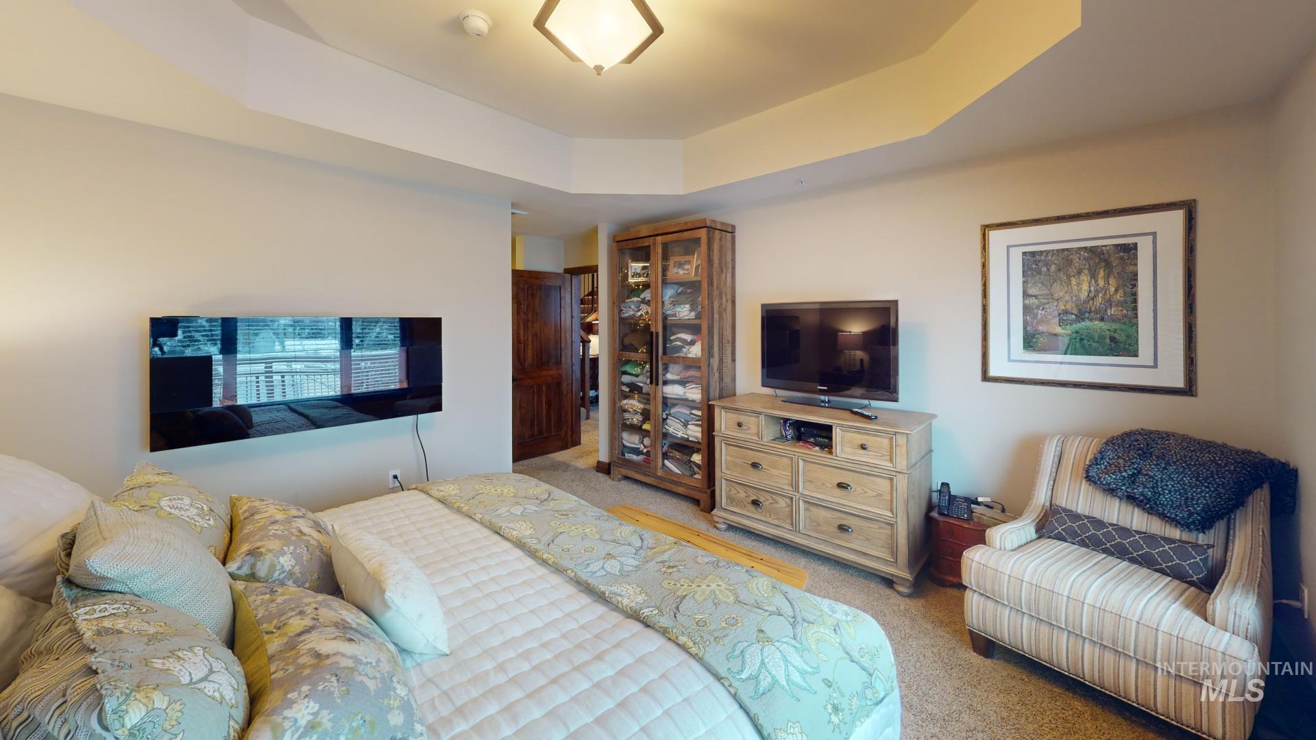 616 N 3rd Unit: 211