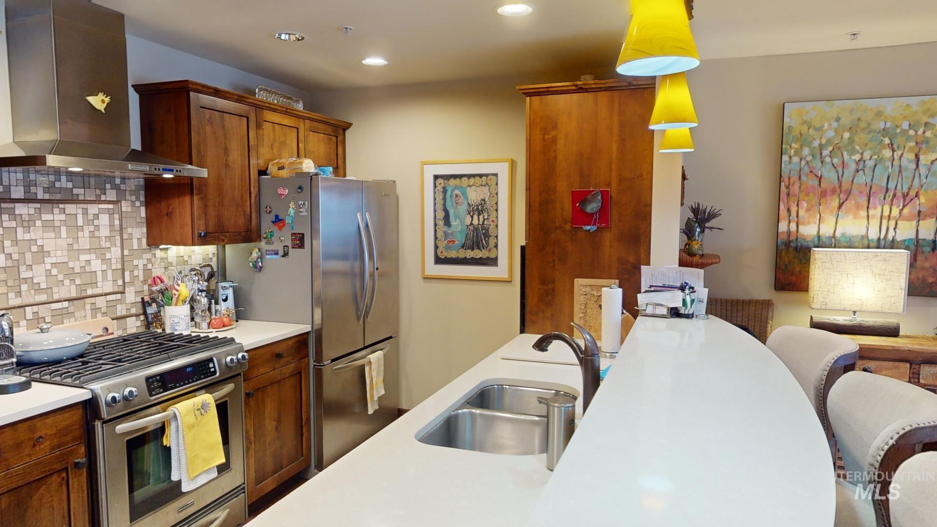 616 N 3rd Unit: 211