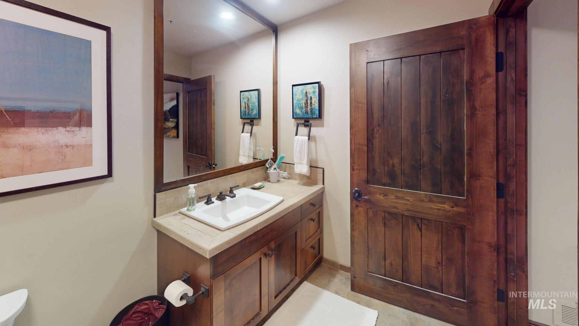 616 N 3rd Unit: 211