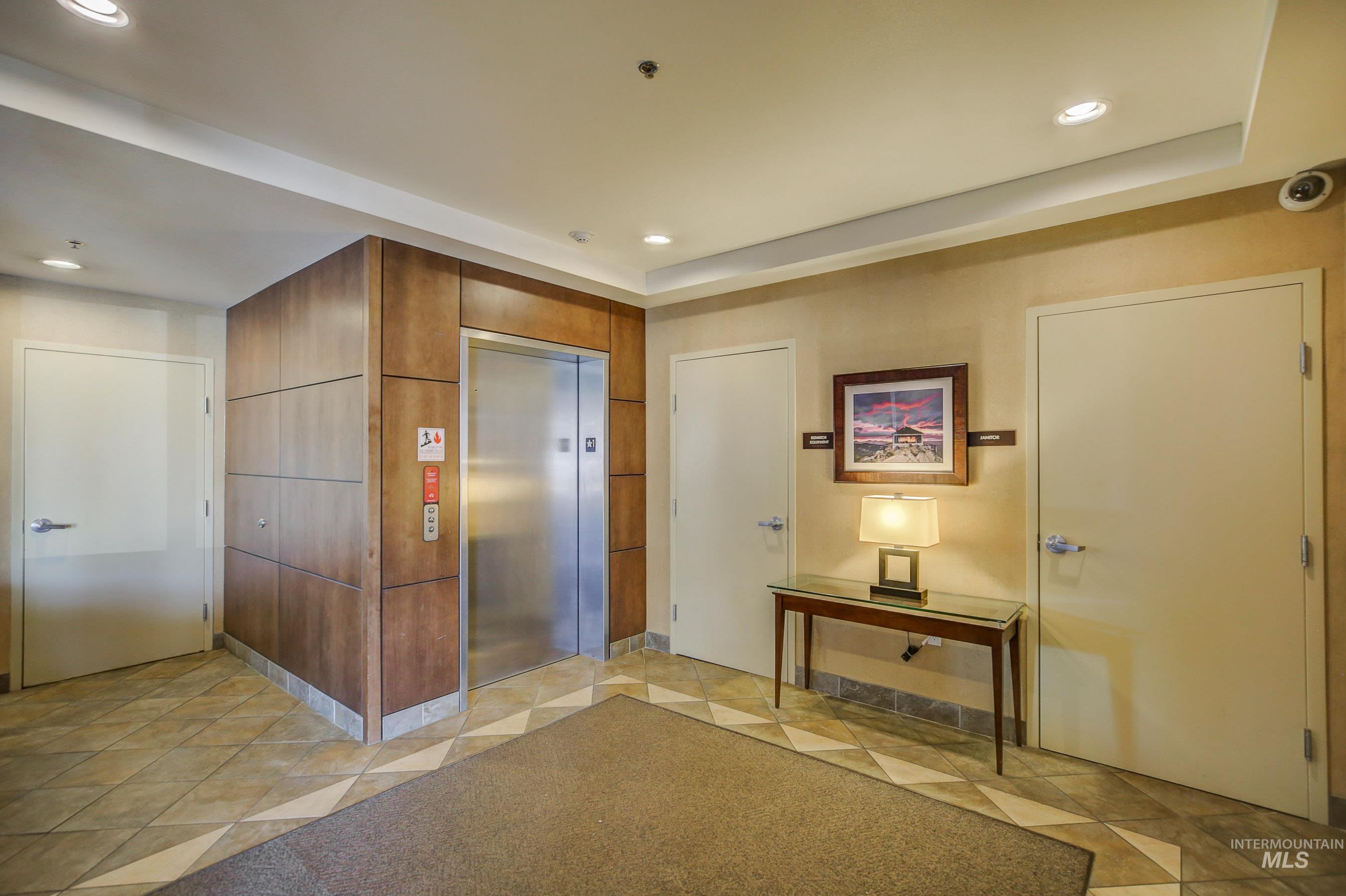 616 N 3rd Unit: 211