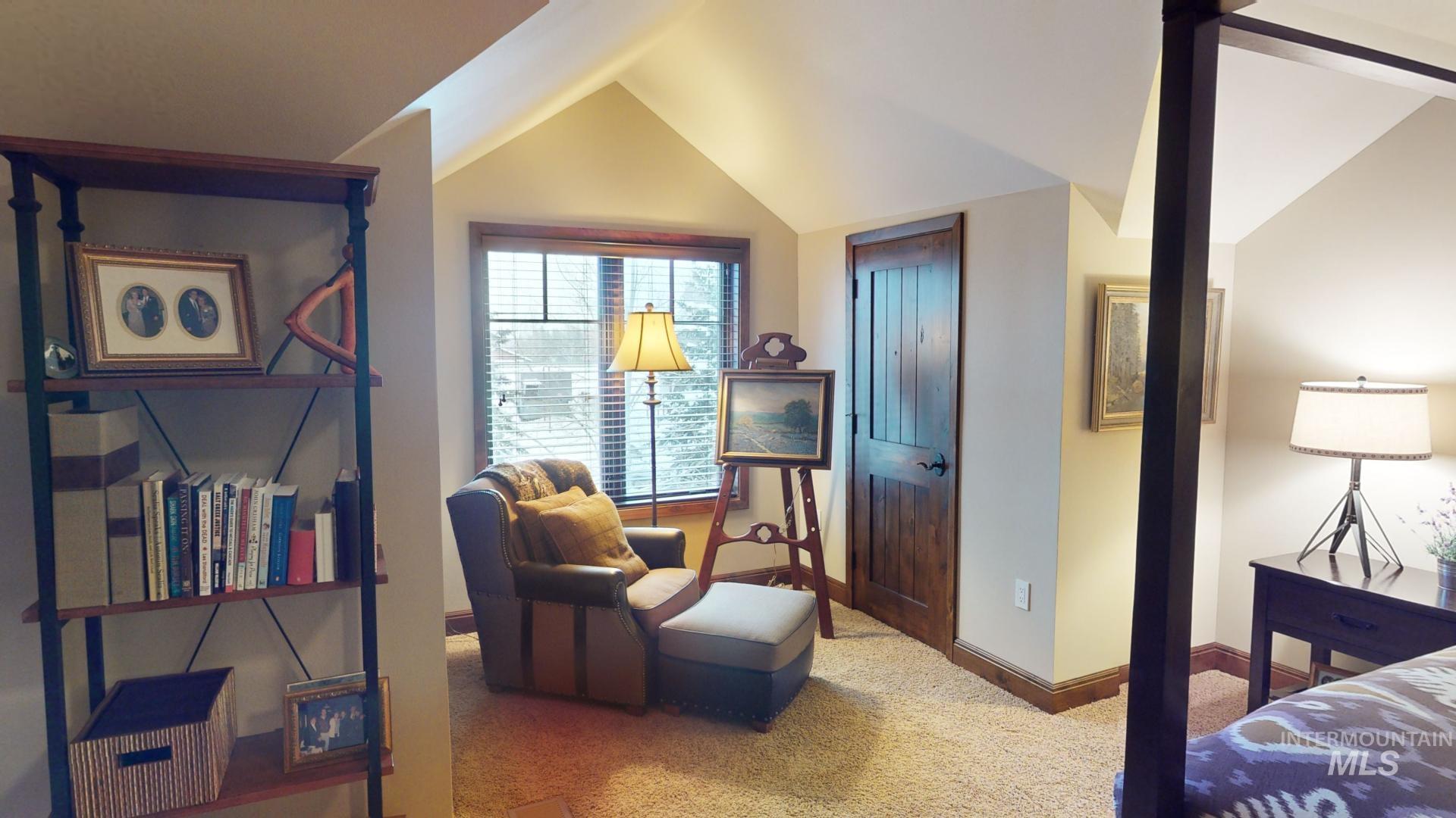 616 N 3rd Unit: 211