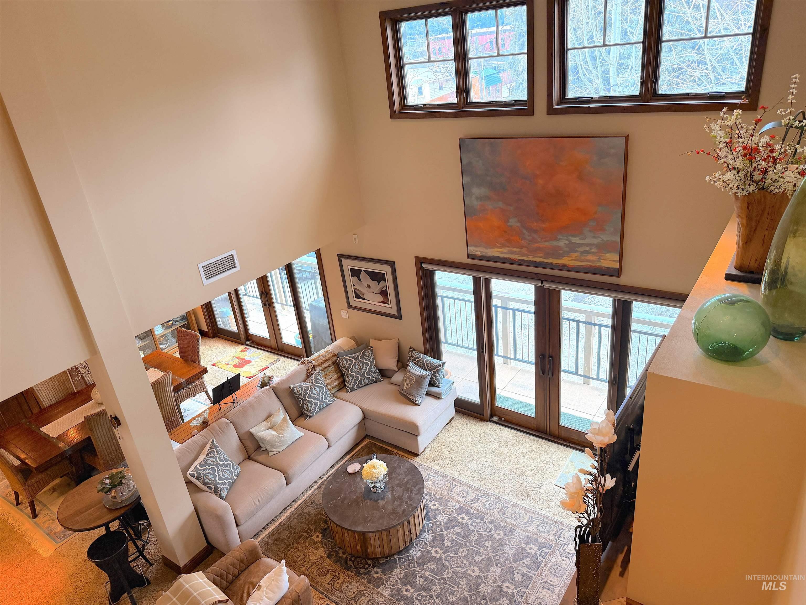 616 N 3rd Unit: 211