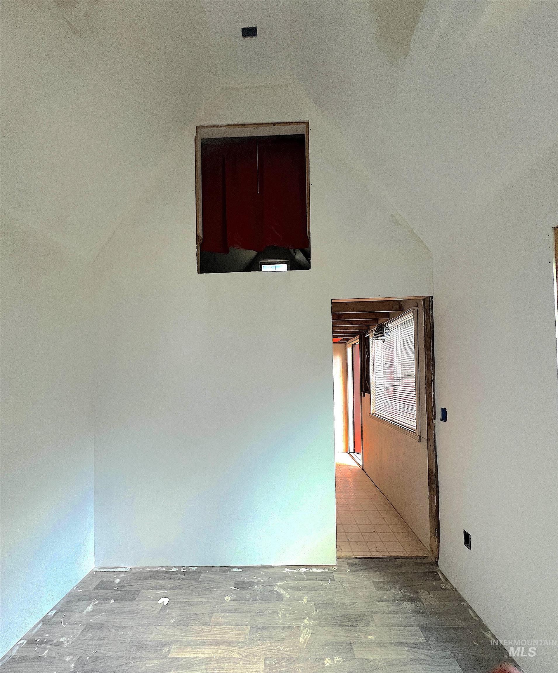 106 Forest Place