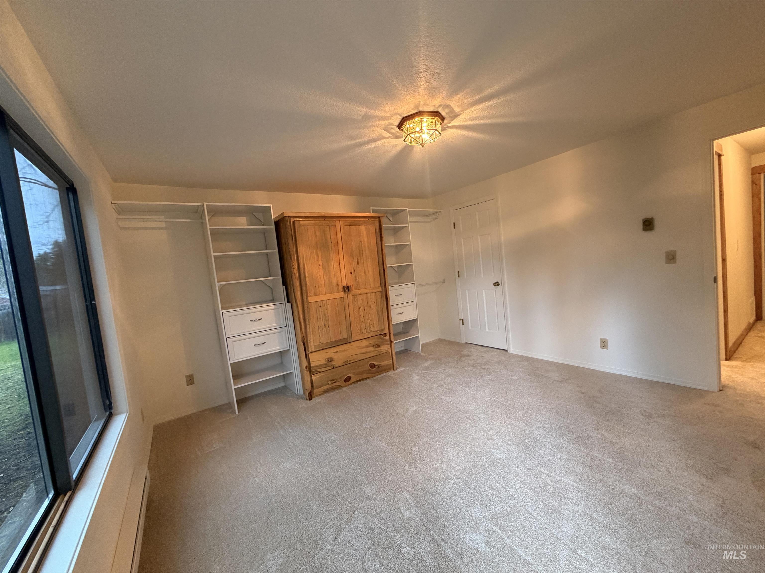 1630 Davis Ave Unit: #17