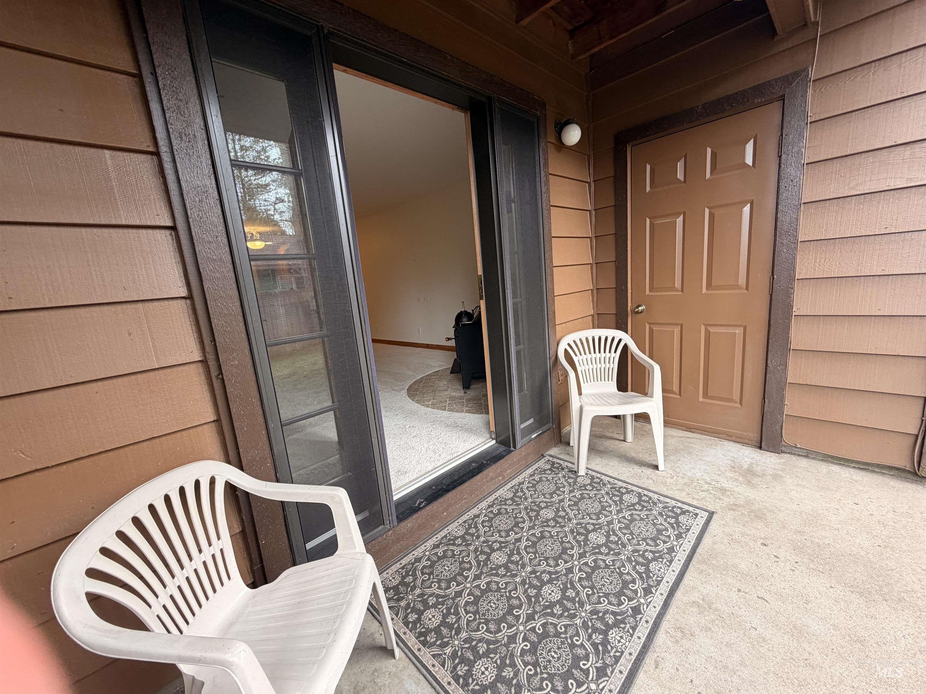 1630 Davis Ave Unit: #17