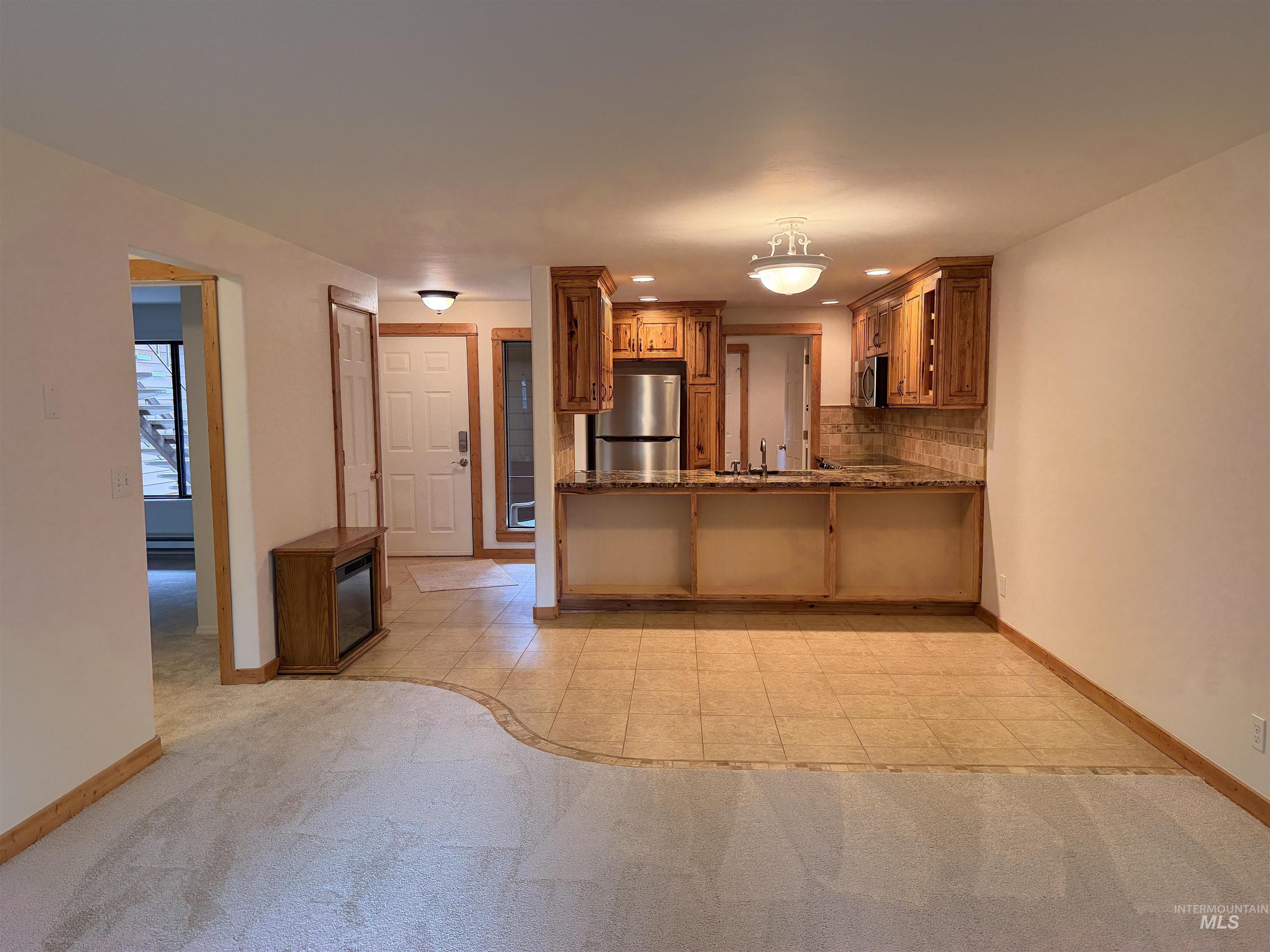 1630 Davis Ave Unit: #17