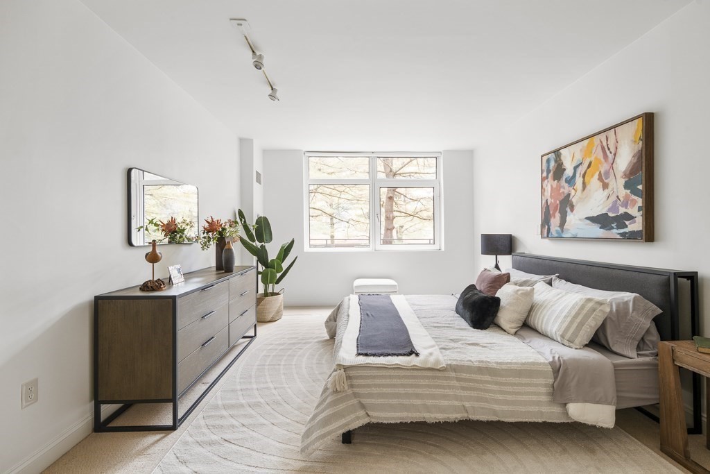 79 Florence Street # 106S