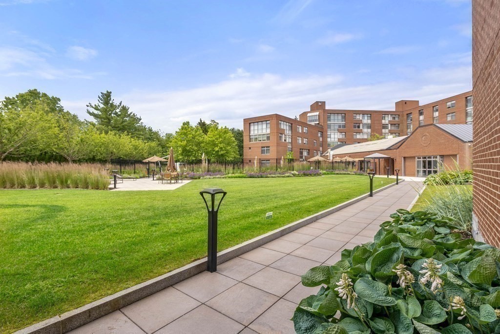 79 Florence Street # 106S