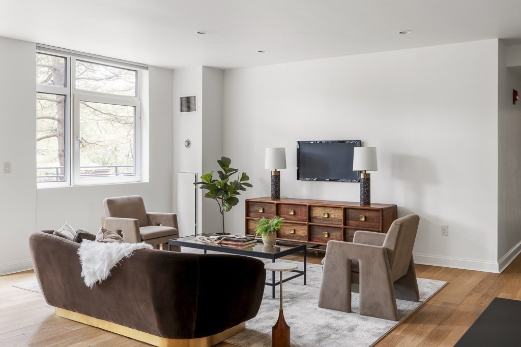 79 Florence Street # 106S