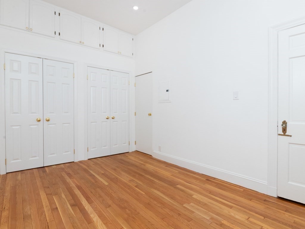 88 Mount Vernon St # 11