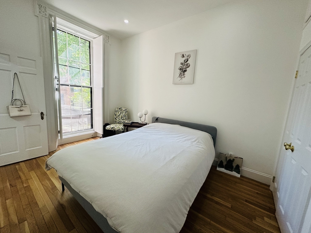 88 Mount Vernon St # 11