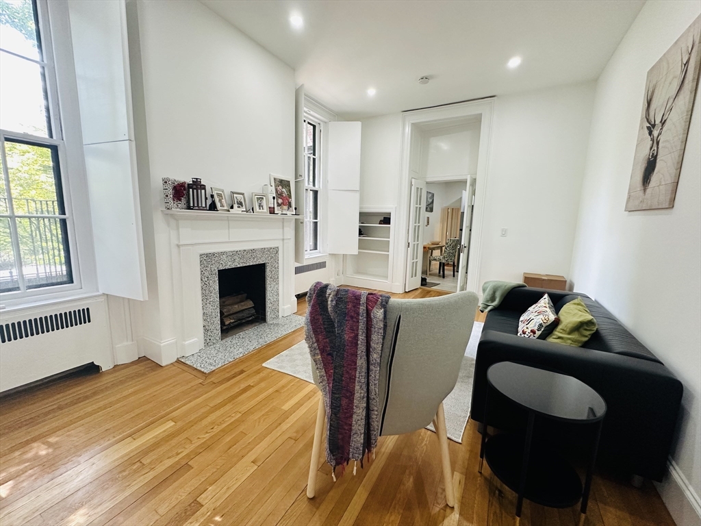 88 Mount Vernon St # 11