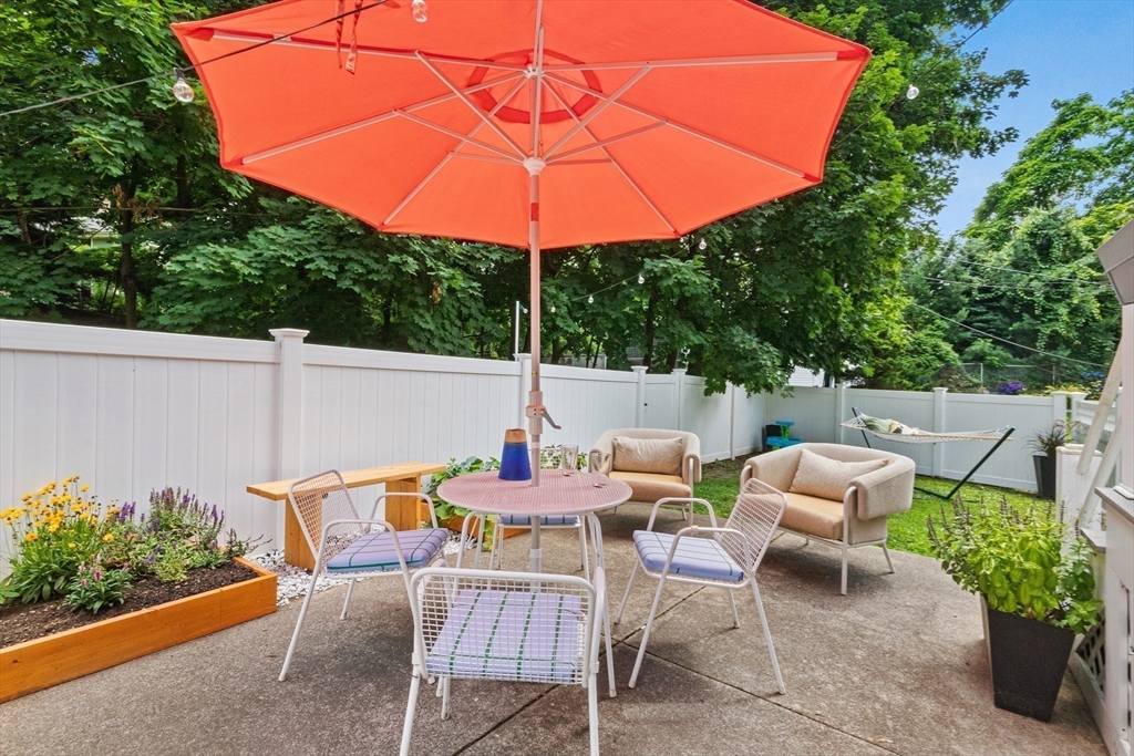 55 Rockvale Cir # 55