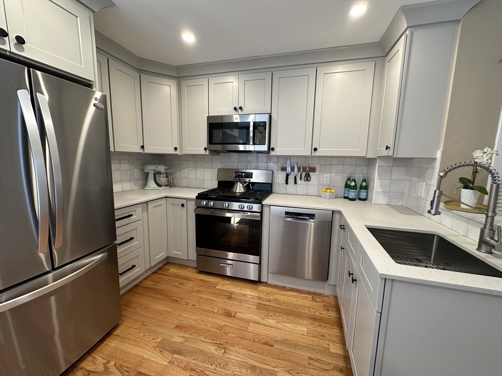 55 Rockvale Cir # 55