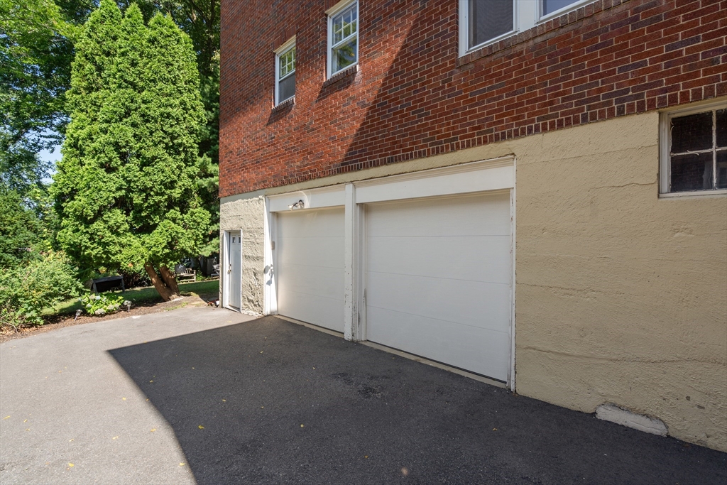 7 Holland Street # 1