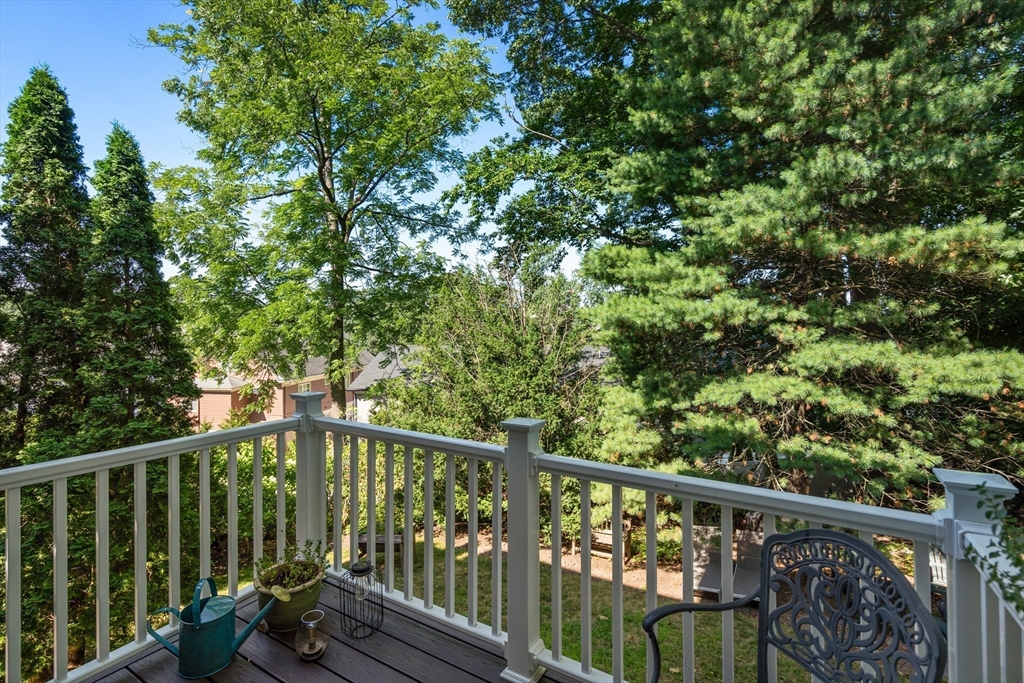 7 Holland Street # 1