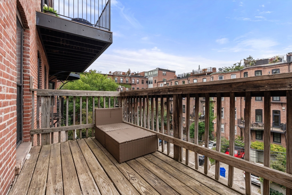 12 Claremont Park # 4