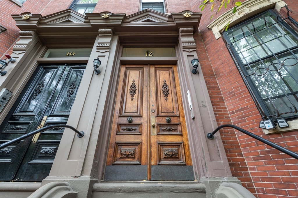 12 Claremont Park # 4