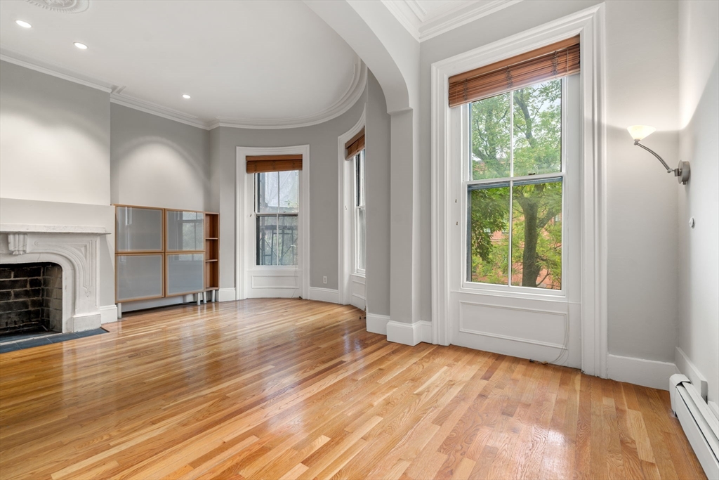 12 Claremont Park # 4