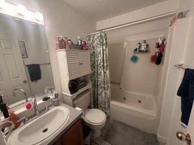 72 Euston Road # 106