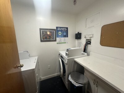 72 Euston Road # 106