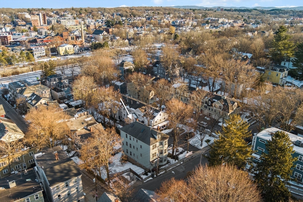 188 Chestnut Ave # 3