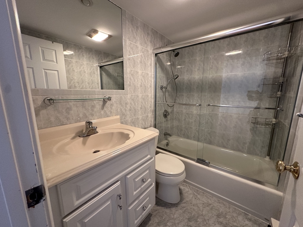 125 Pleasant St # 209