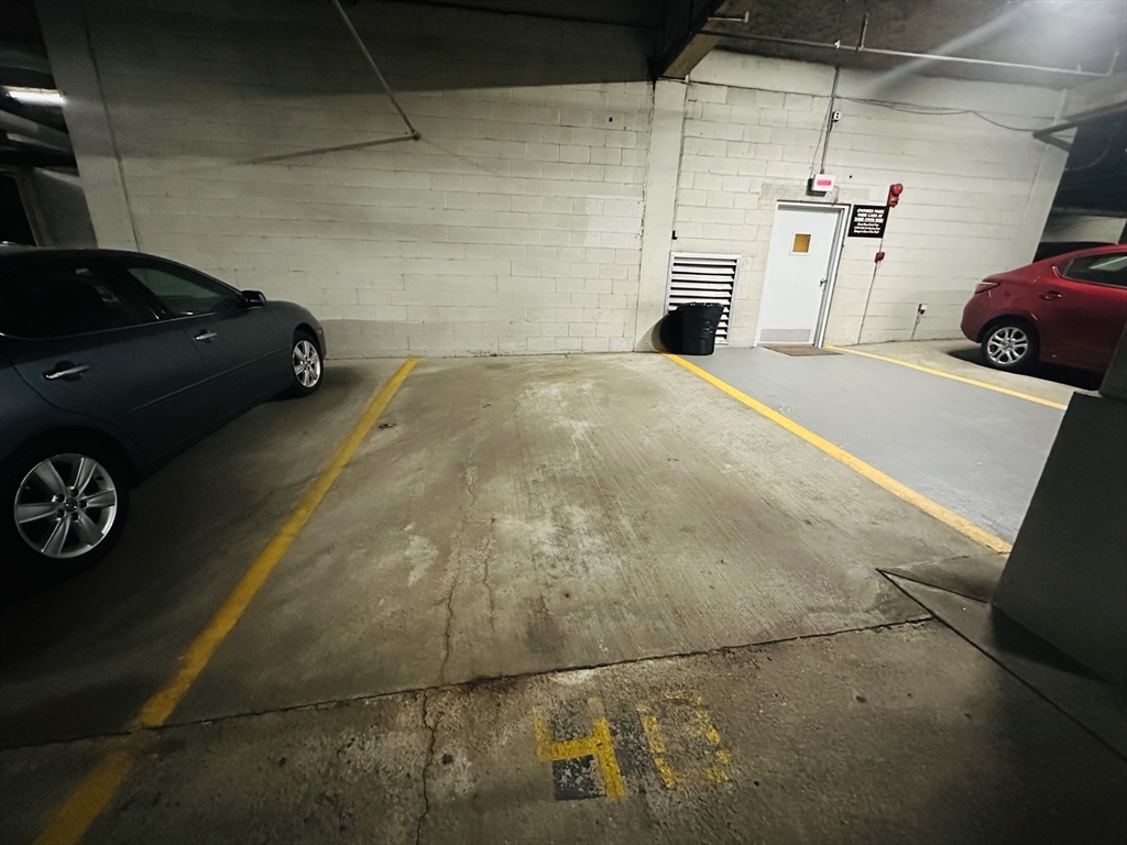 125 Pleasant St # 209