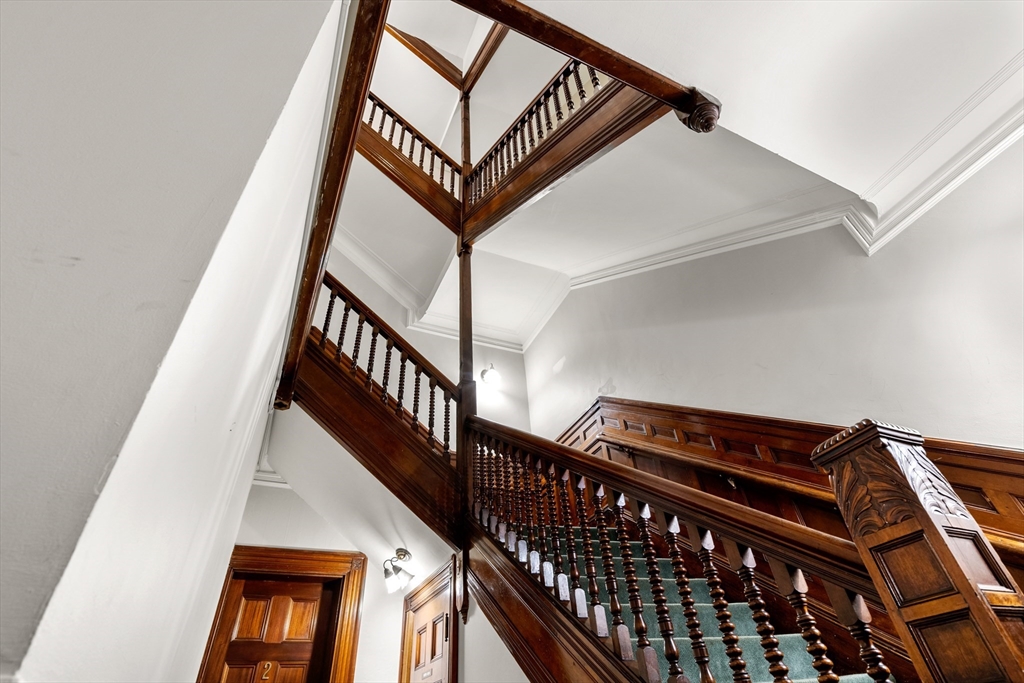 393 Marlborough St # 8