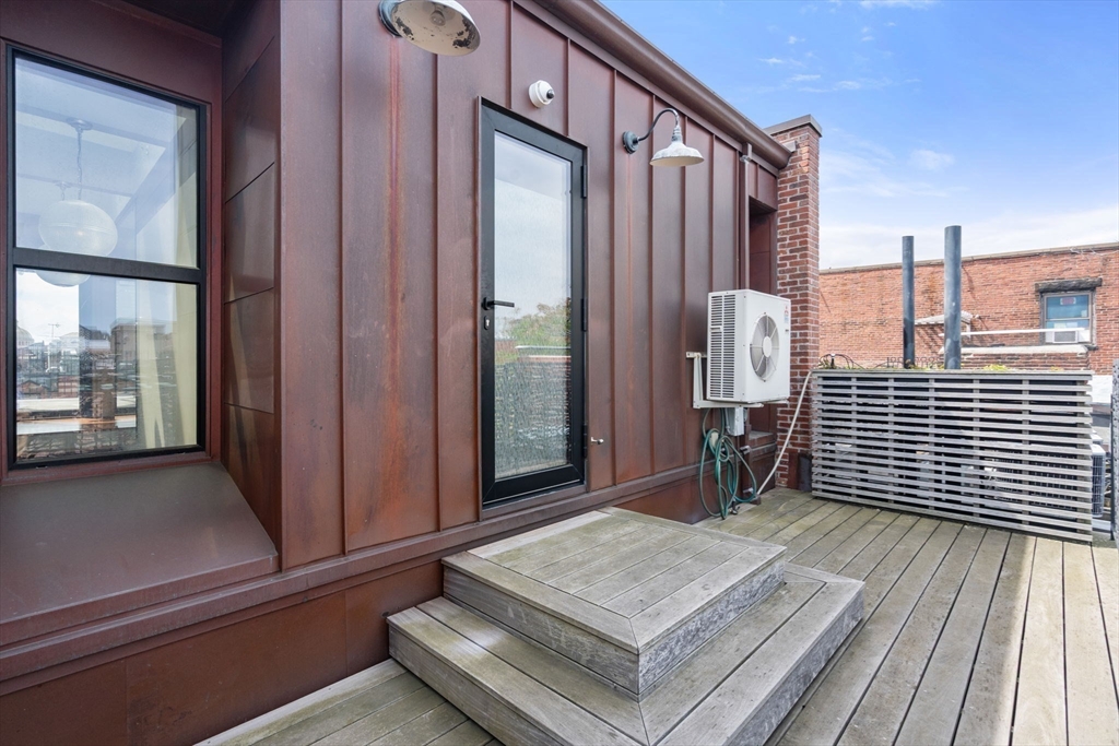 393 Marlborough St # 8