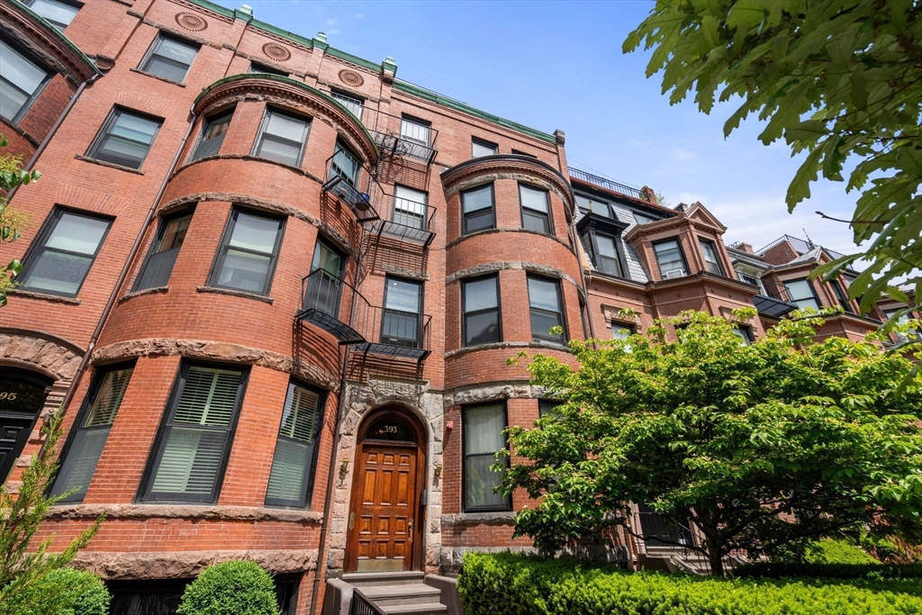 393 Marlborough St # 8