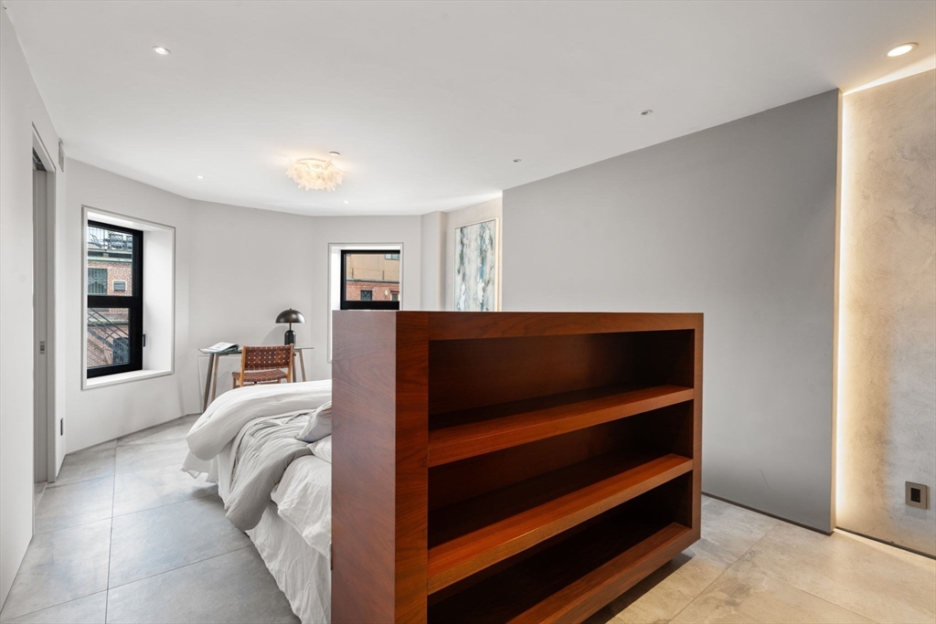 393 Marlborough St # 8