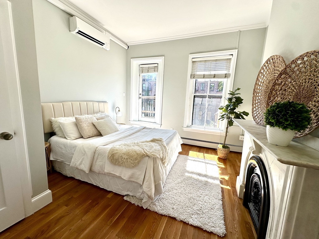 12 Claremont Pk # 4